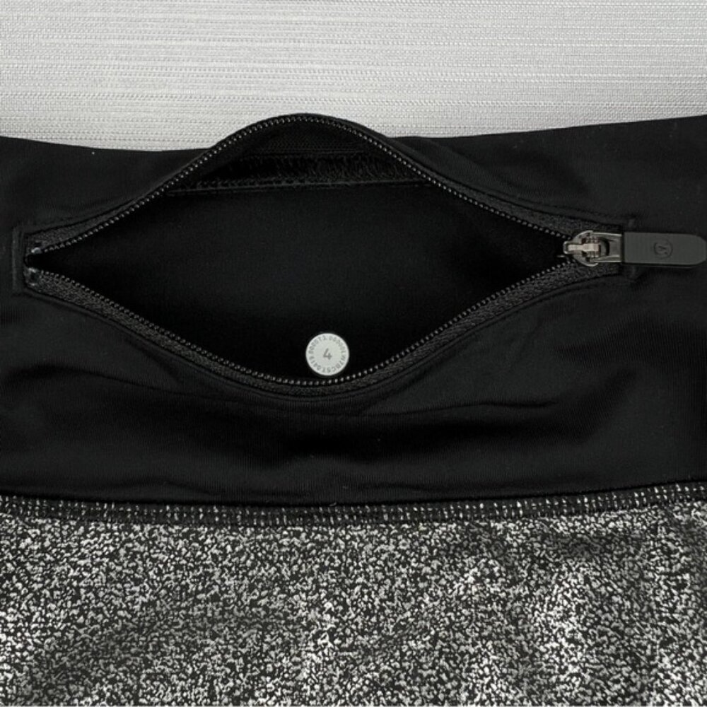 RARE Print! Lululemon Speed Up Short *4" Foil Sz. 4 Wide Leg Lined - Like New! - Picture 9 of 13
